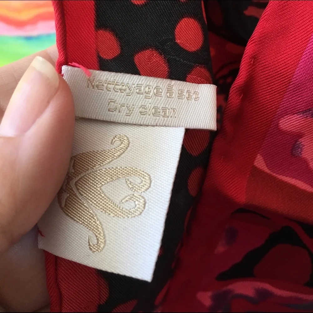 GUMPS 100% Raw Silk Red Scarf